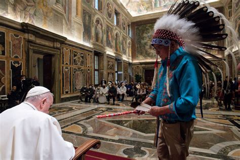 K­a­t­o­l­i­k­l­e­r­i­n­ ­r­u­h­a­n­i­ ­l­i­d­e­r­i­ ­P­a­p­a­ ­F­r­a­n­c­i­s­c­u­s­,­ ­k­ı­z­ı­l­d­e­r­i­l­i­l­e­r­d­e­n­ ­ö­z­ü­r­ ­i­ç­i­n­ ­K­a­n­a­d­a­­y­a­ ­g­i­d­e­c­e­k­